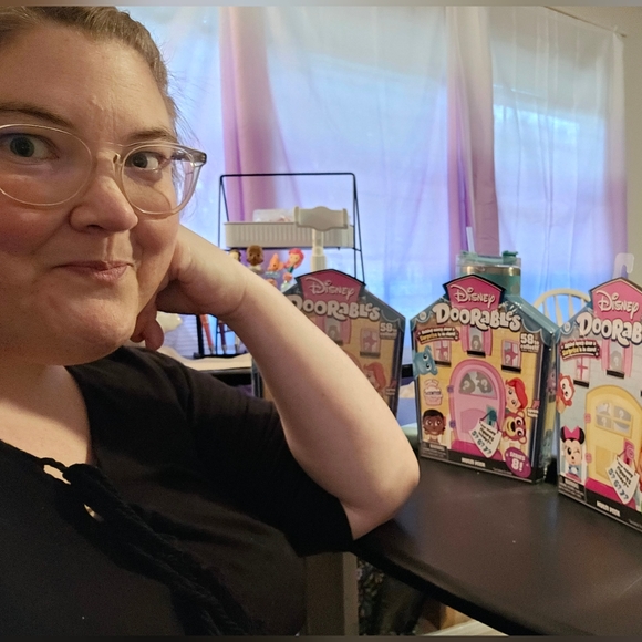 Meet your Posher, Crystal - Picture 10 of 11